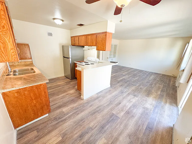 1807 El Parque Ct #B — Photo 2