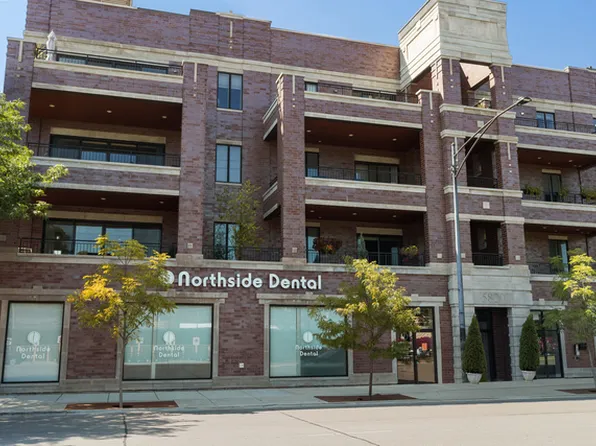 5820 N Clark St APT 401, Chicago, IL 60660