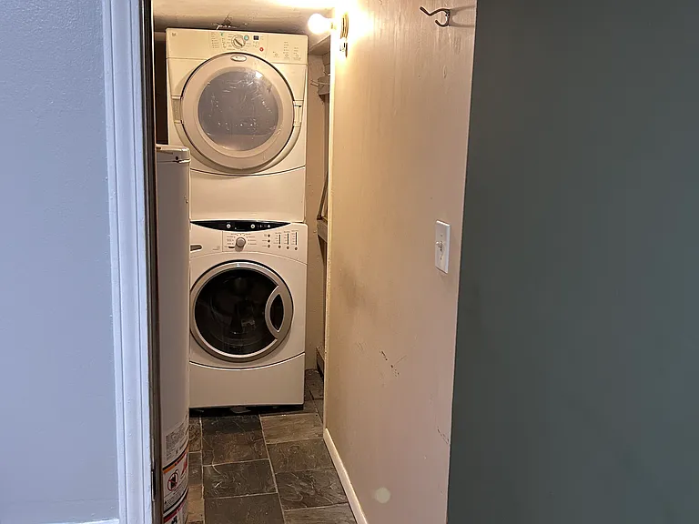 3110 Piper Dr — Photo 7