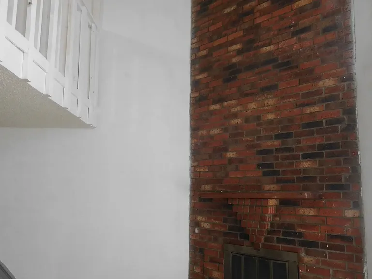 8020 Crestline Ter — Photo 3