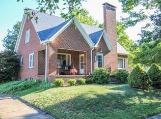 2601 Champaign Ave, Mattoon, IL 61938