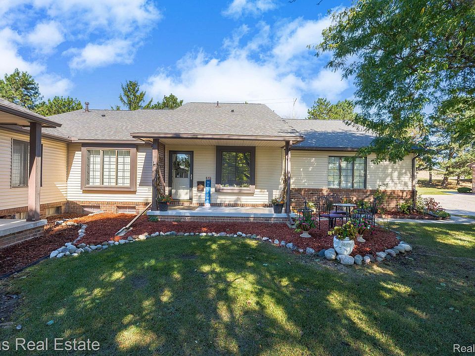 1st image of 5007 Sandalwood Dr