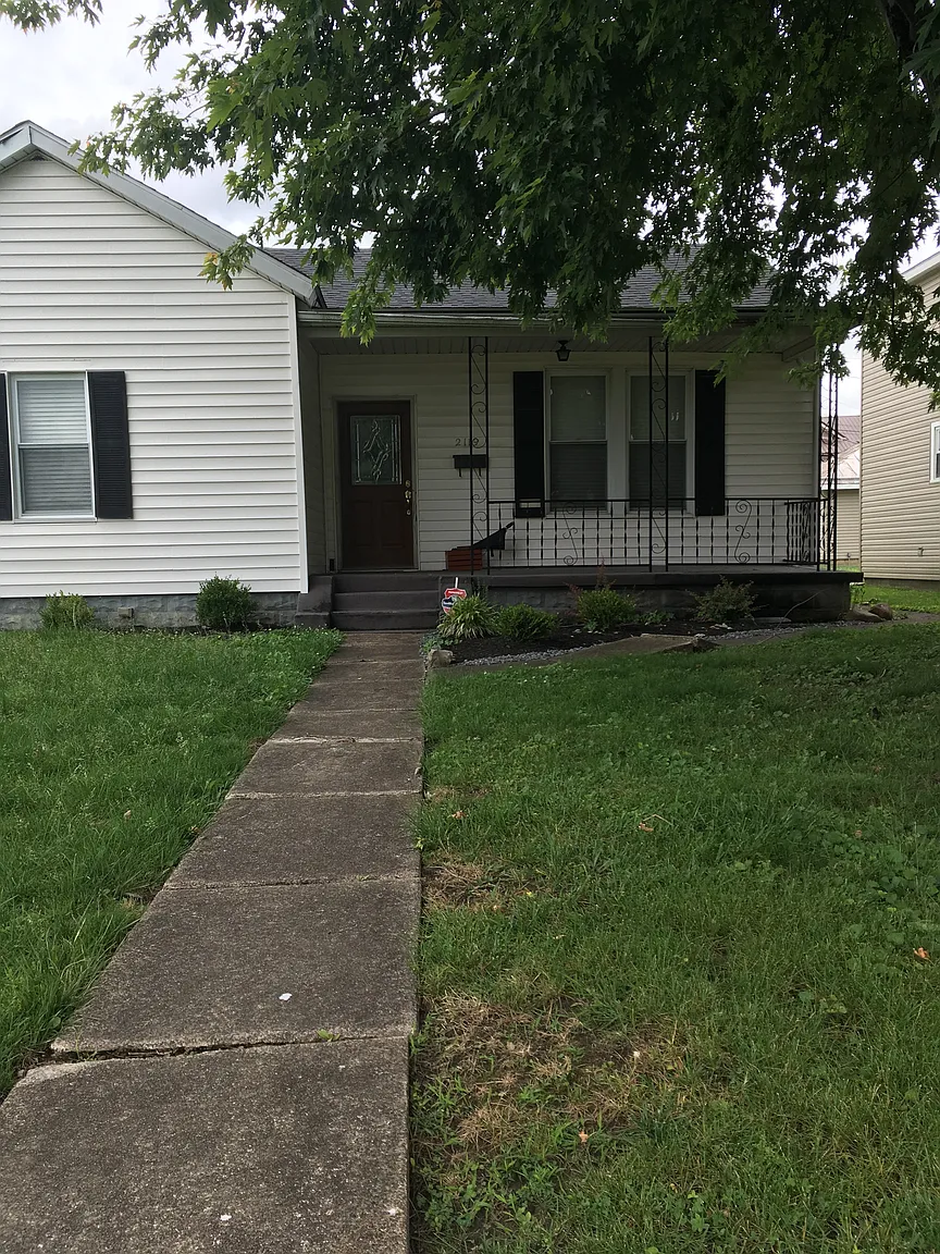2119 S 4th St photo 1