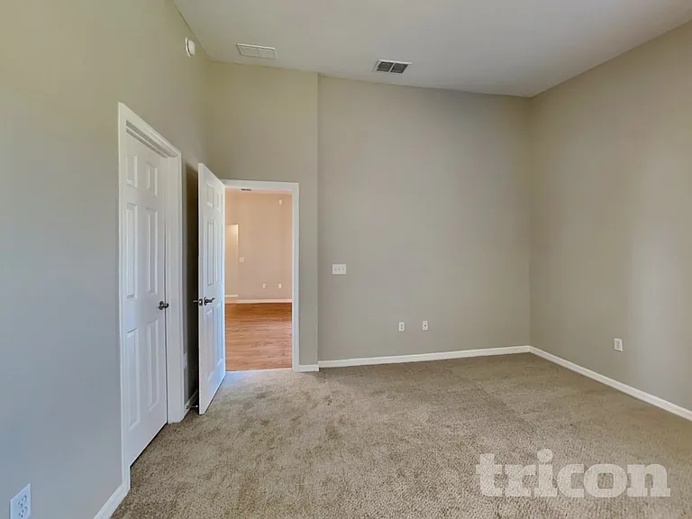 3382 Winchester Estates Cir — Photo 7
