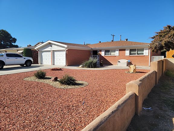 2nd image of 2633 Cagua Dr NE