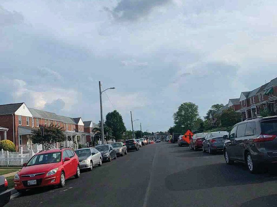 2nd image of 1623 Manor Rd