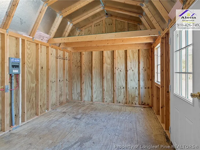1315 Cade Hill Ave — Photo 8