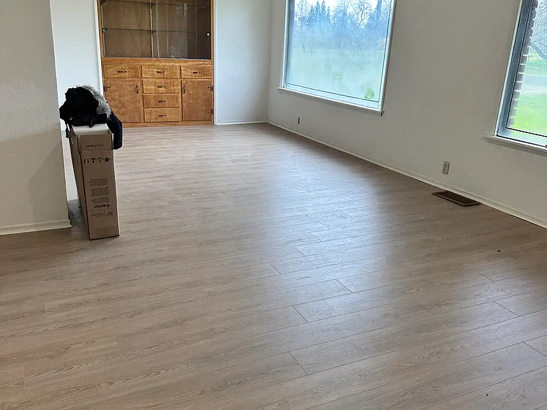 18404 S North Ripon Rd — Photo 4