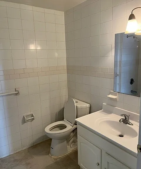 16 Franklin St #102 — Photo 1