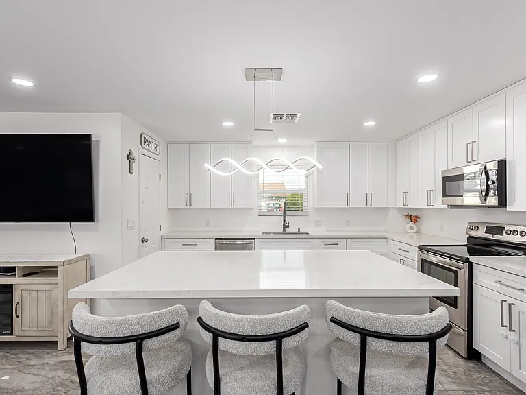 1853 W Plata Ave — Photo 11