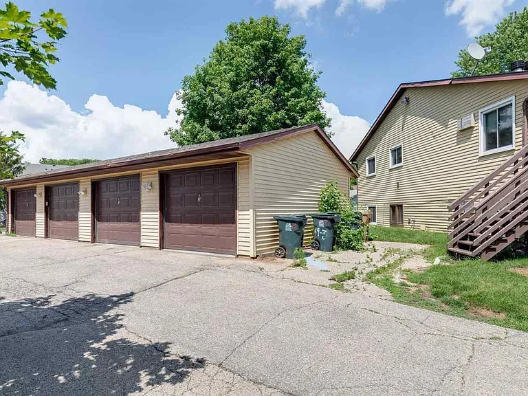 49 Park Heights Ct — Photo 6