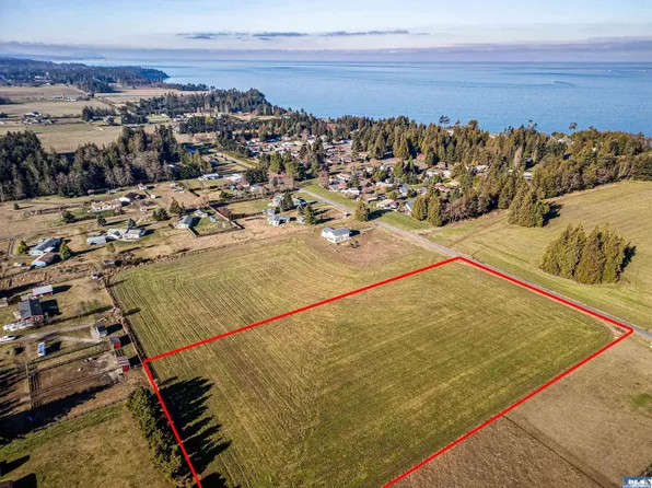 9999 Finn Hall Rd, Port Angeles, WA 98362