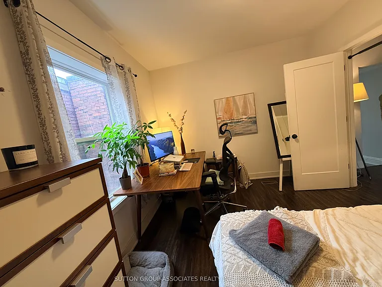 544 Concord Ave #UPPER — Photo 11