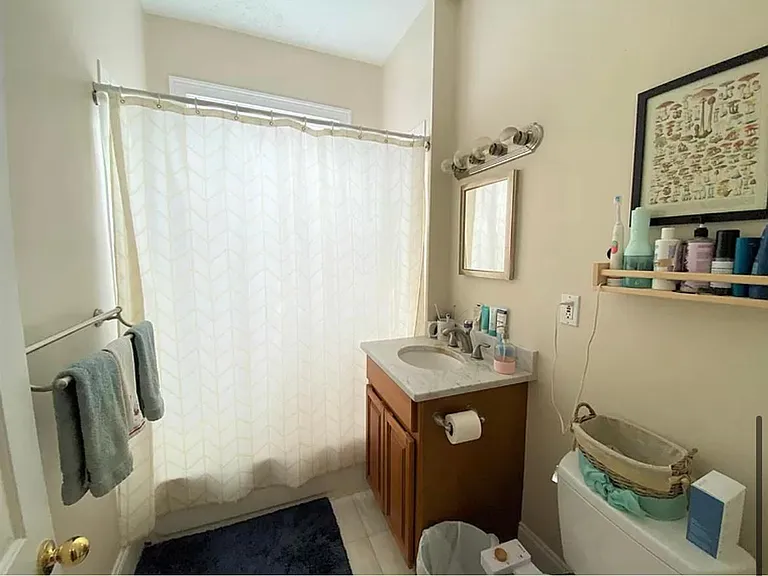 281 Harvard St — Photo 4