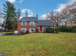 204 Canterbury Dr, Wallingford, PA 19086
