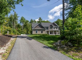 3 Farm Meadows Lane, Londonderry, NH 03053