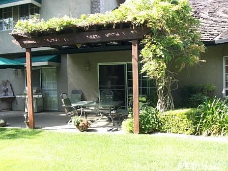 5th image of 2328 Grenoble Dr