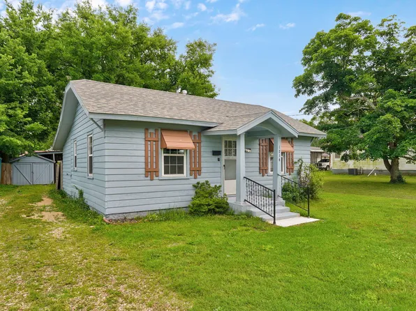 1214 S Market Street, Mt Vernon, MO 65712