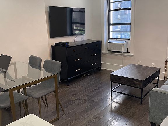 4th image of 448 E 87th St APT 4B