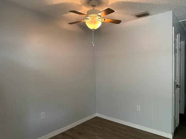 6111 Chesham Dr #4 — Photo 11