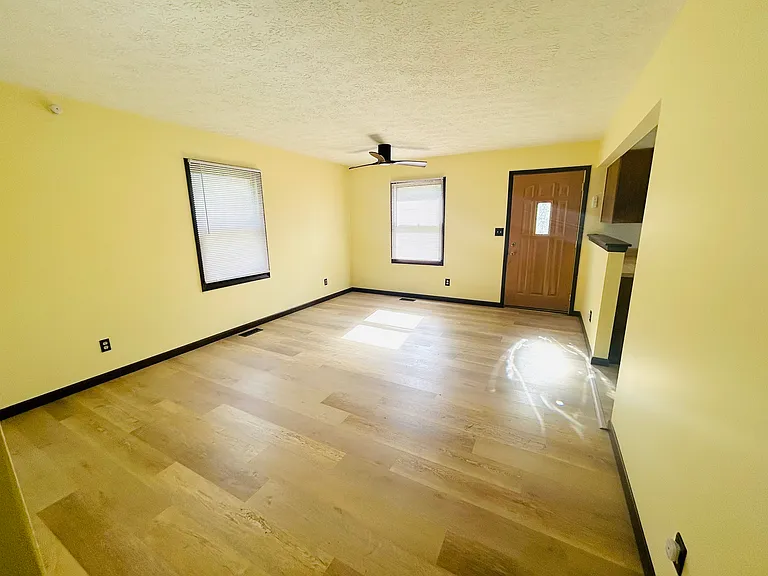 3805 W Indian Creek Dr — Photo 4
