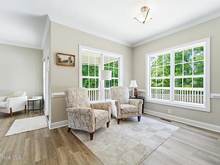107 McKinnon Pl — Photo 7