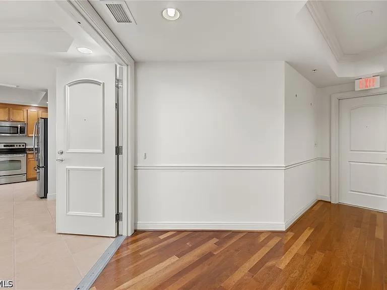 2090 W 1st St #810 — Photo 3