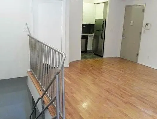 Rented by Brooklyn Bridge | media 15