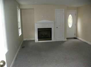 878 State Rd, Westport, MA 02790