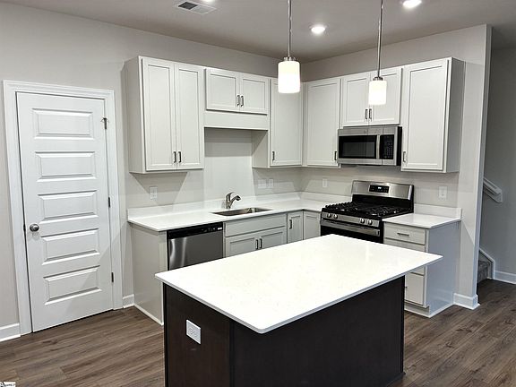 5th image of 1518 Yellowwood Ct