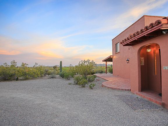 2nd image of 4020 W El Camino Del Cerro