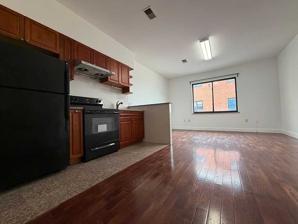1st image of 1222 N Carlisle St #3B
