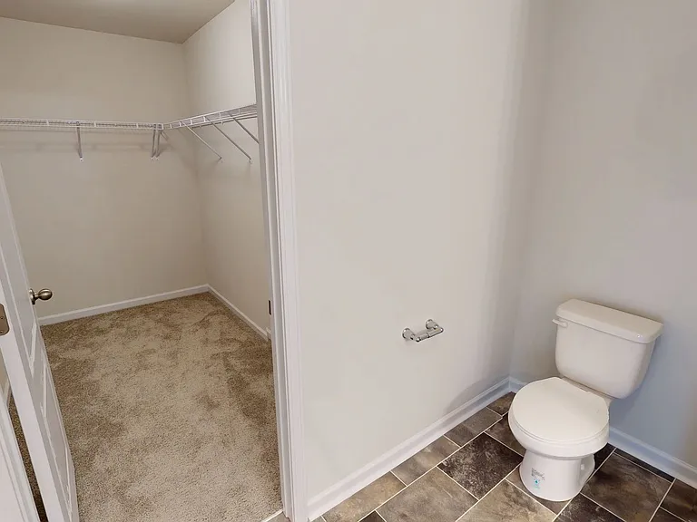 517 Phoenix Ln — Photo 19