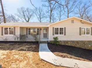 125 Ridgewood Dr, Woodstock, GA 30188