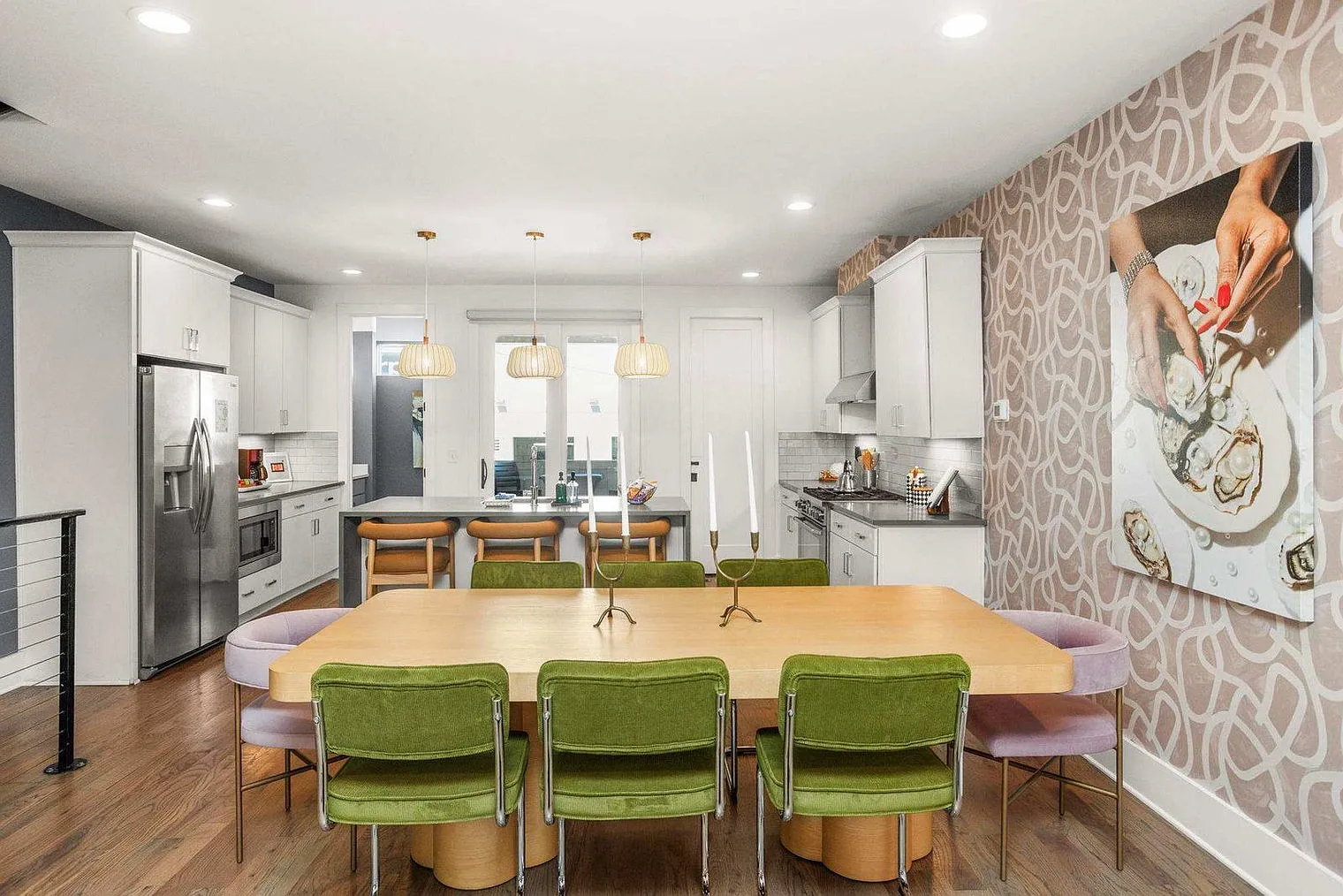 4 bed, 4.0 bath, 2497 sqft, $4,928 — Photo 3