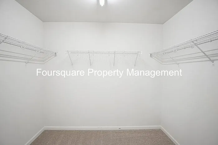 100 Cabot Dr — Photo 29