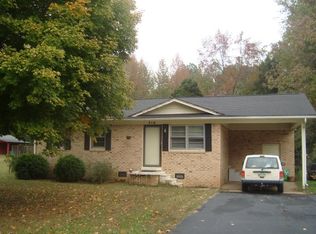 410 Cherokee Ln, Huntingdon, TN 38344