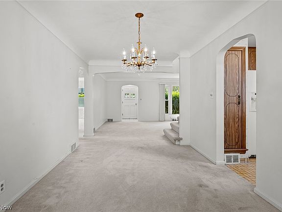 5th image of 4245 Bexley Blvd