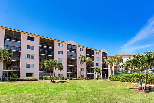 275 Palm Ave Photo 1