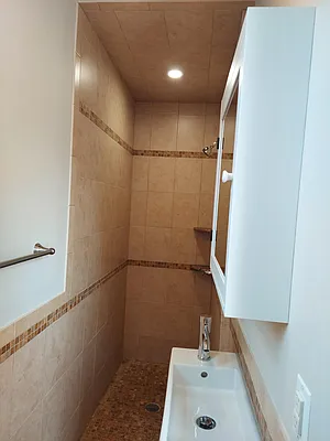 Rented by Douglas Elliman | media 22