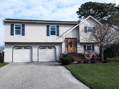 4 Hedgewood Rd, Howell, NJ, 07731