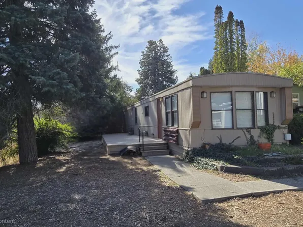 506 NW Park West Dr, Pullman, WA 99163