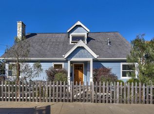 792 Spruce Ave, Pacific Grove, CA 93950