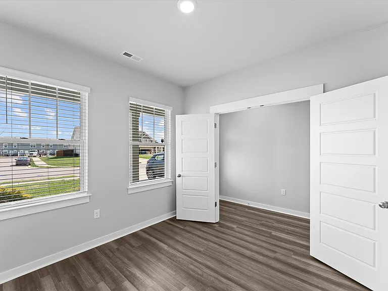 1615 Lannister Ave — Photo 23