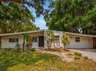 4437 W Bay Ave, Tampa, FL 33616