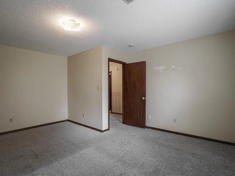 609 SE Bayberry Ln #A — Photo 28