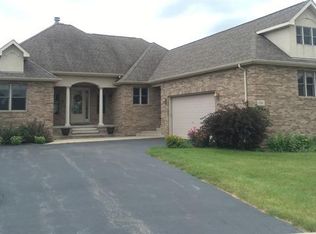 126 Quinlan Ave, Dekalb, IL 60115