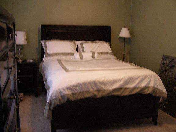 master bedroom-upstairs