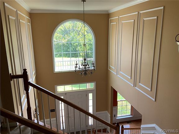 5th image of 913 Winding Trail Ln