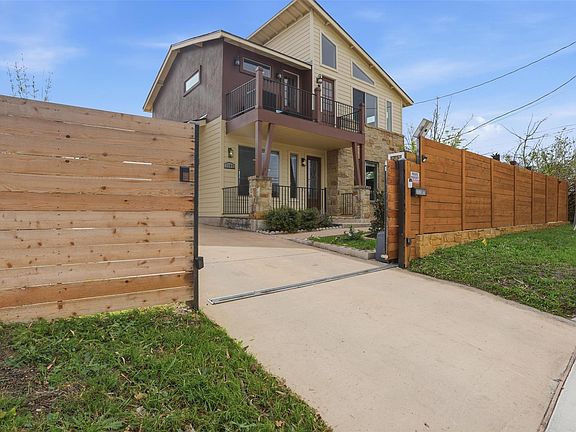 2nd image of 1185 Springdale Rd